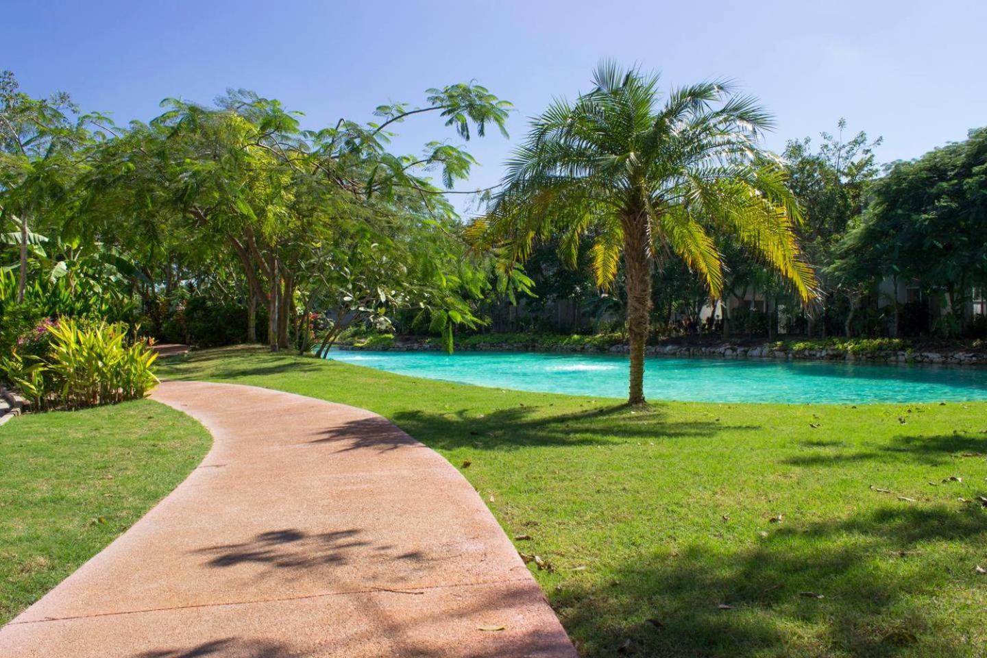 Modern House Surrounded By Nature Merida